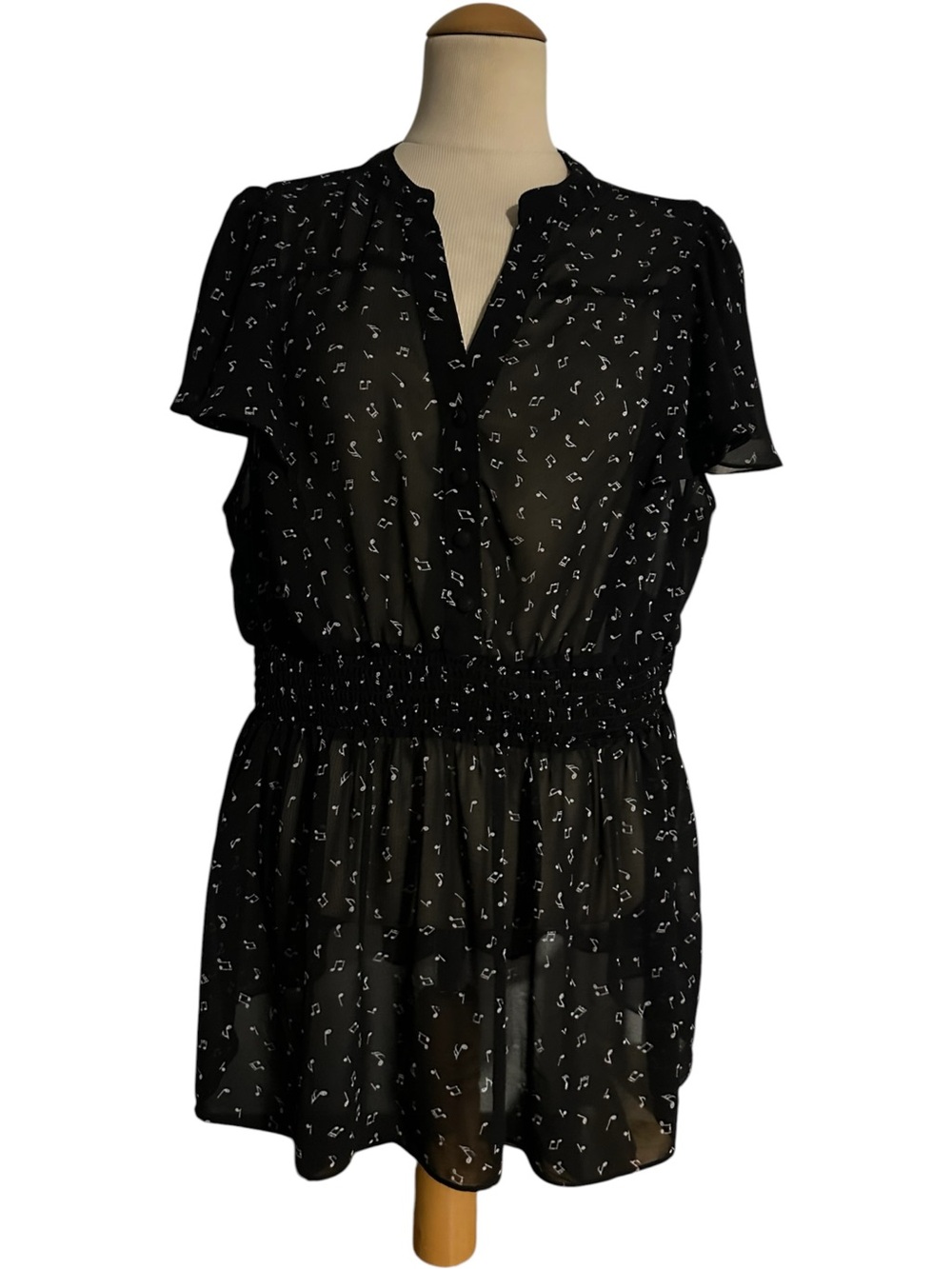 Torrid Sheer Chiffon Music Note Peplum Tunic Blouse Black Size 1X